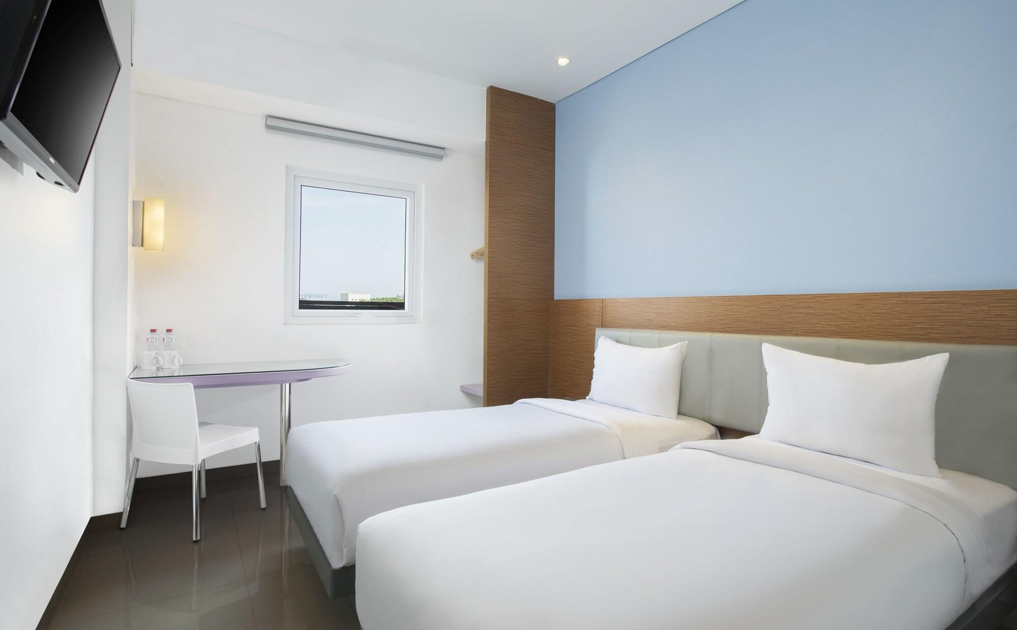 Amaris Hotel Samarinda Exterior photo