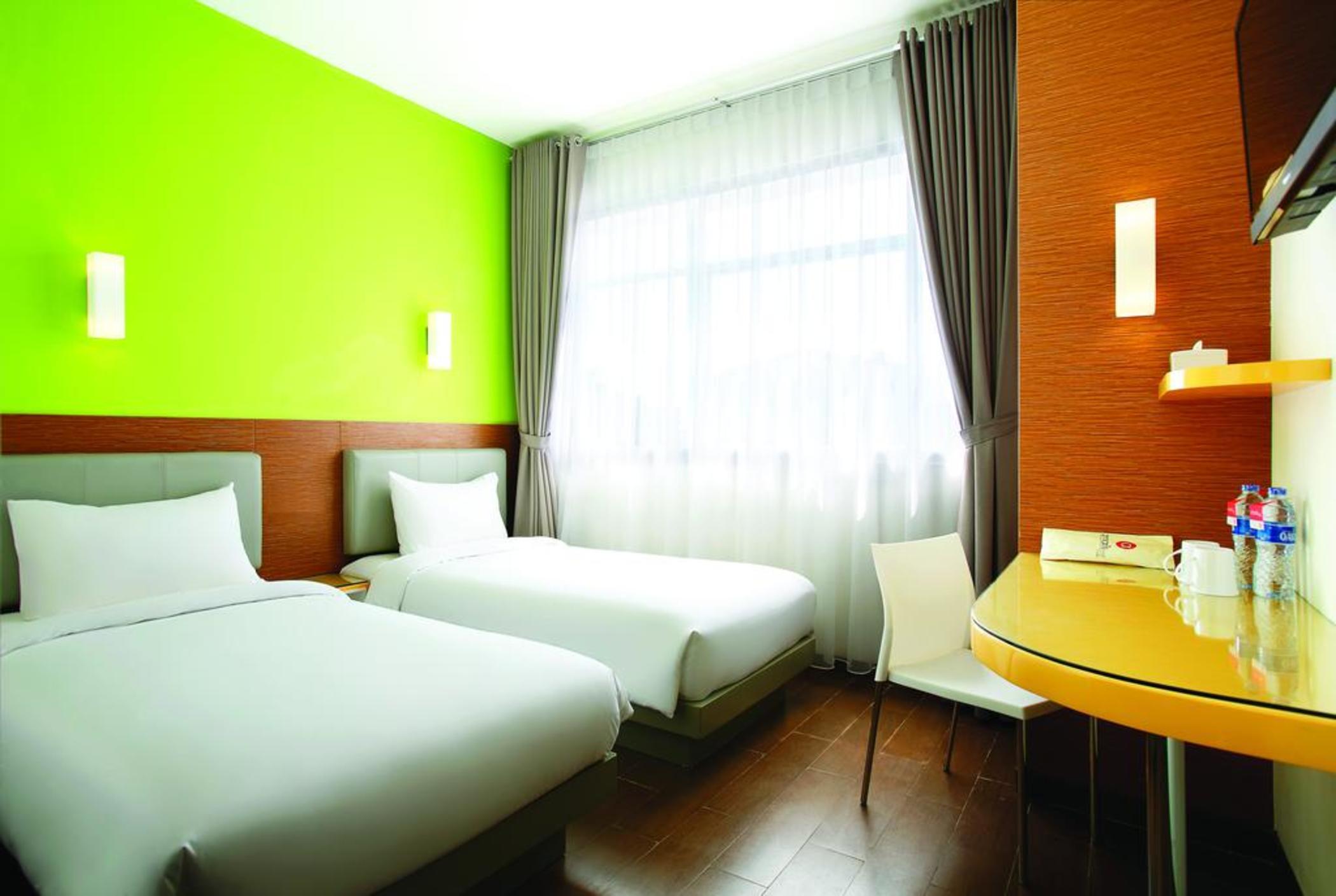 Amaris Hotel Samarinda Exterior photo