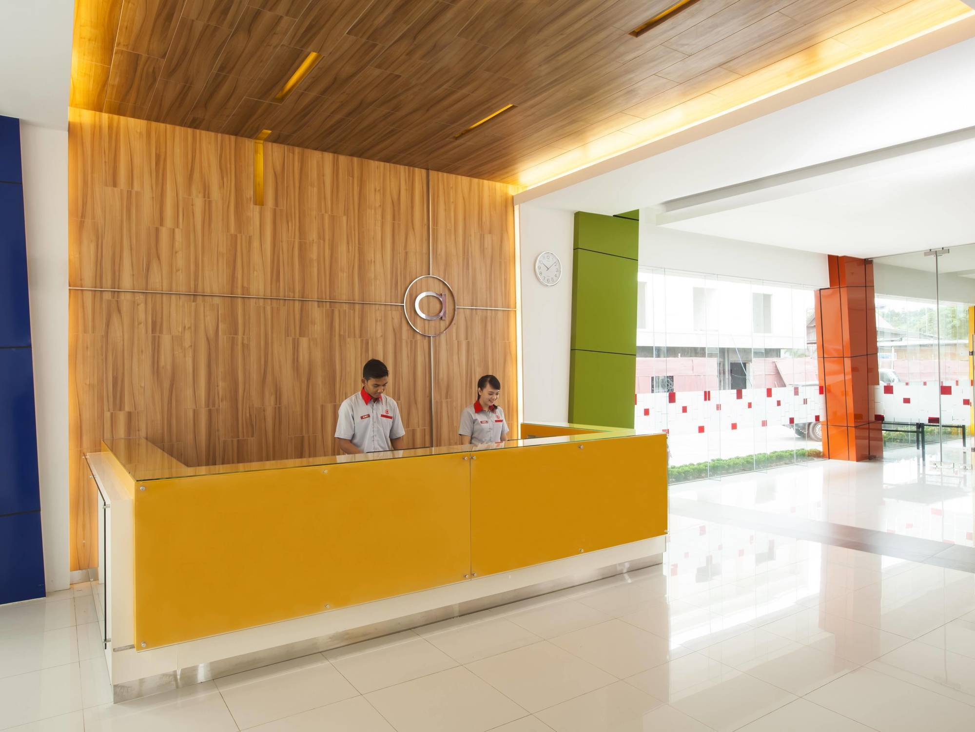 Amaris Hotel Samarinda Exterior photo